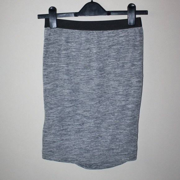 American Eagle Ruched Knit Mini Skirt - Picture 4 of 5